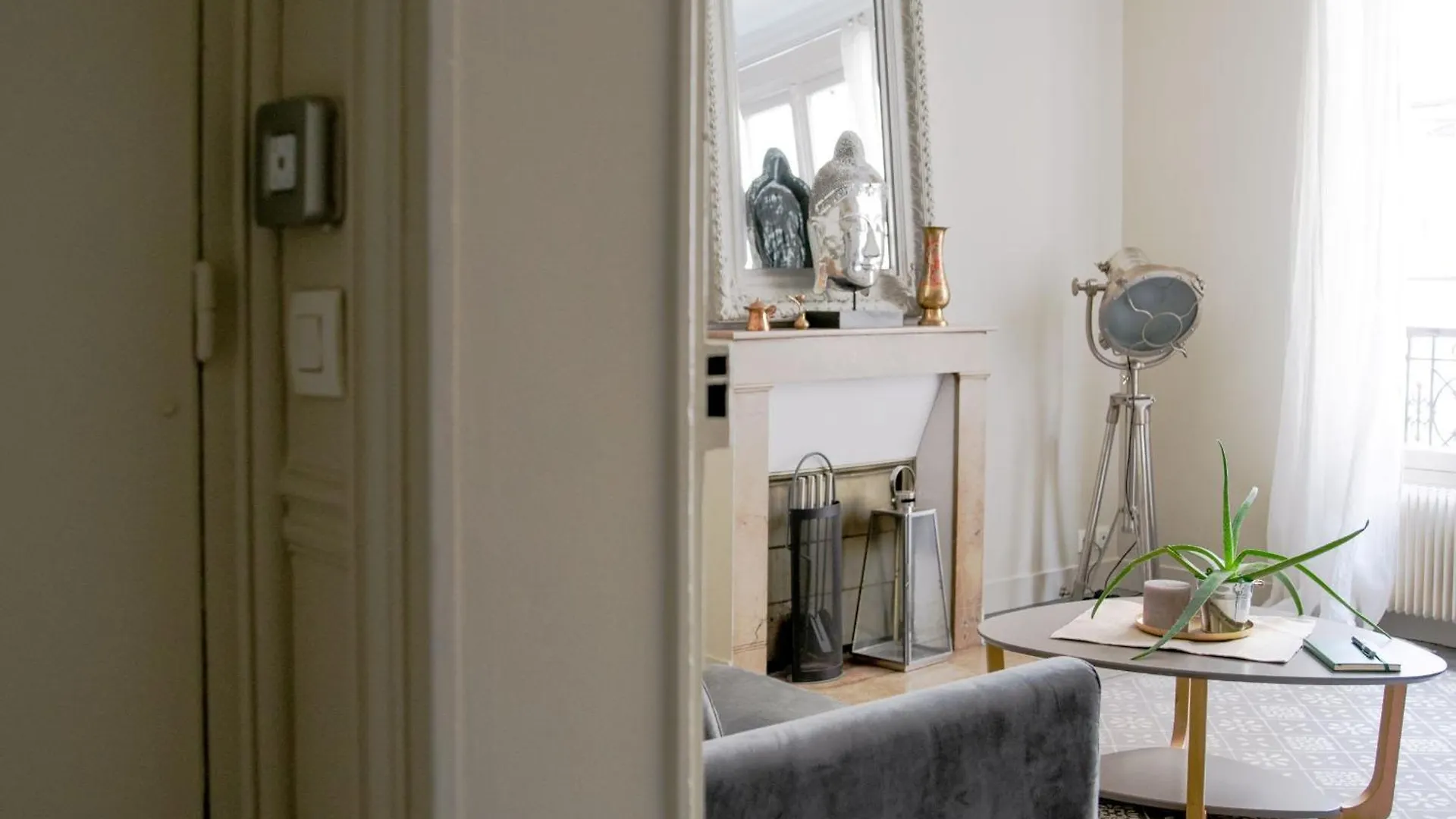 Charming 1Br By The Eiffel Tower - Les Invalides Apartamento Paris